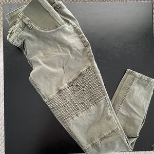 Maternity jeggings